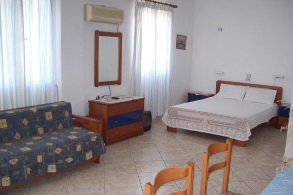 Georgia Studios Fourni Ikaria Zimmer foto